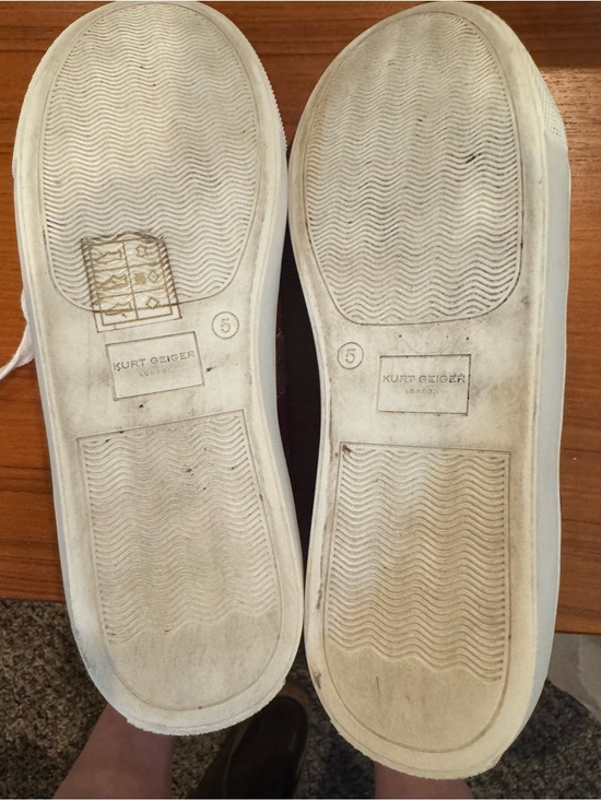 Kurt Geiger London—White/Rainbow Stripes Sneakers—Marked Sz 5–really a 6.5-7.5 - Picture 7 of 13